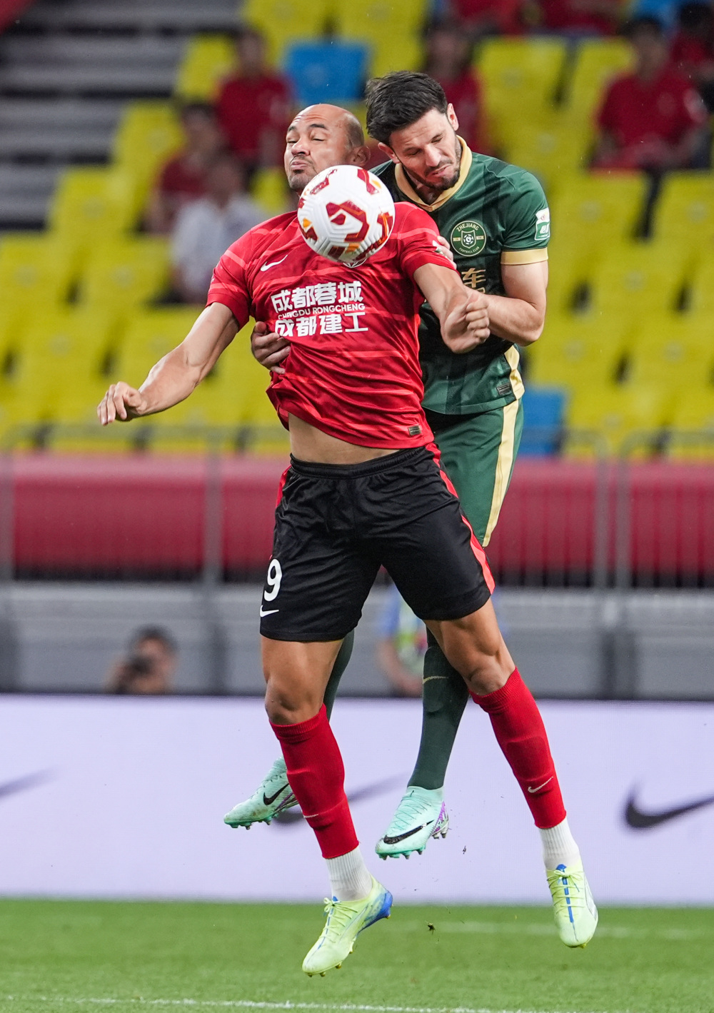 尤其是在存 尤其是在存