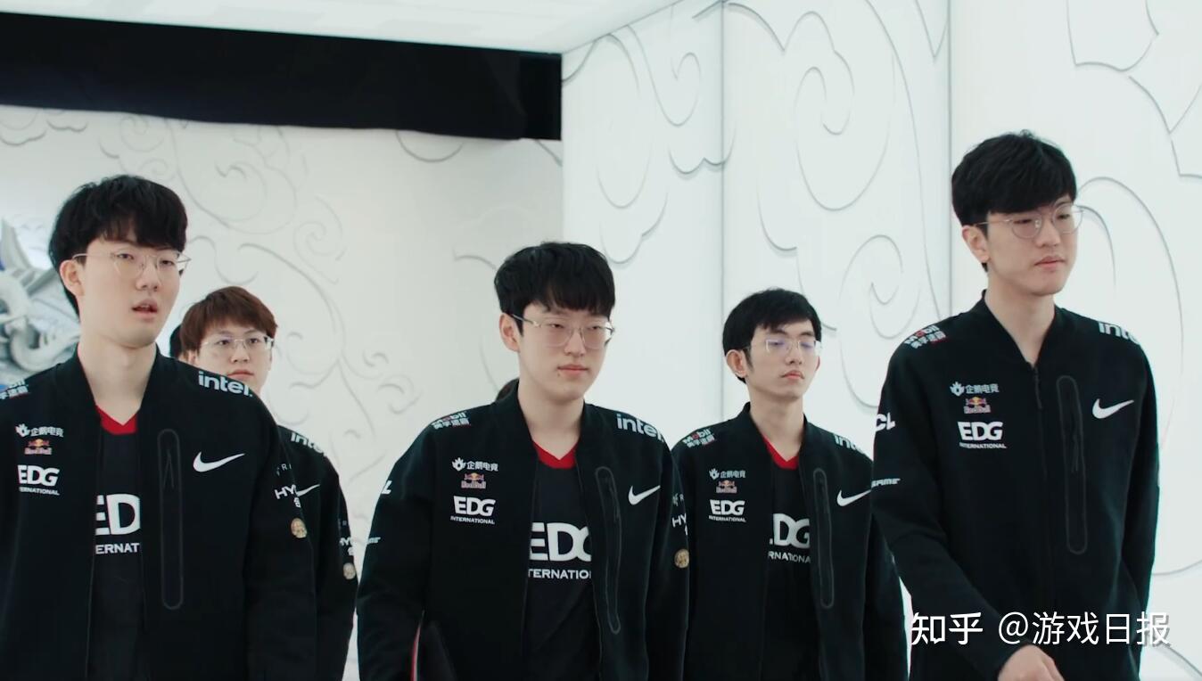 一刻因为一 一刻因为一