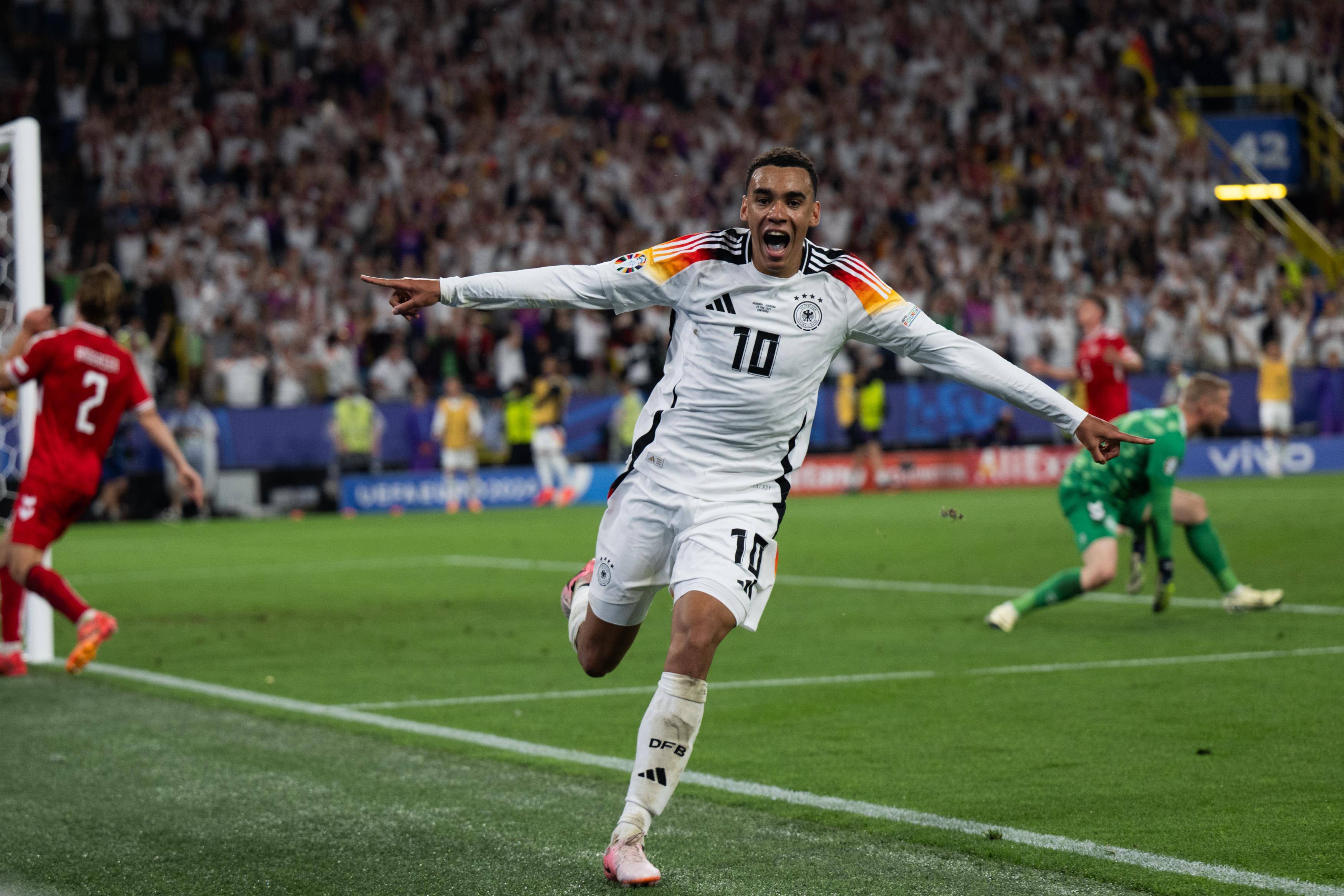 里在多个关 里在多个关